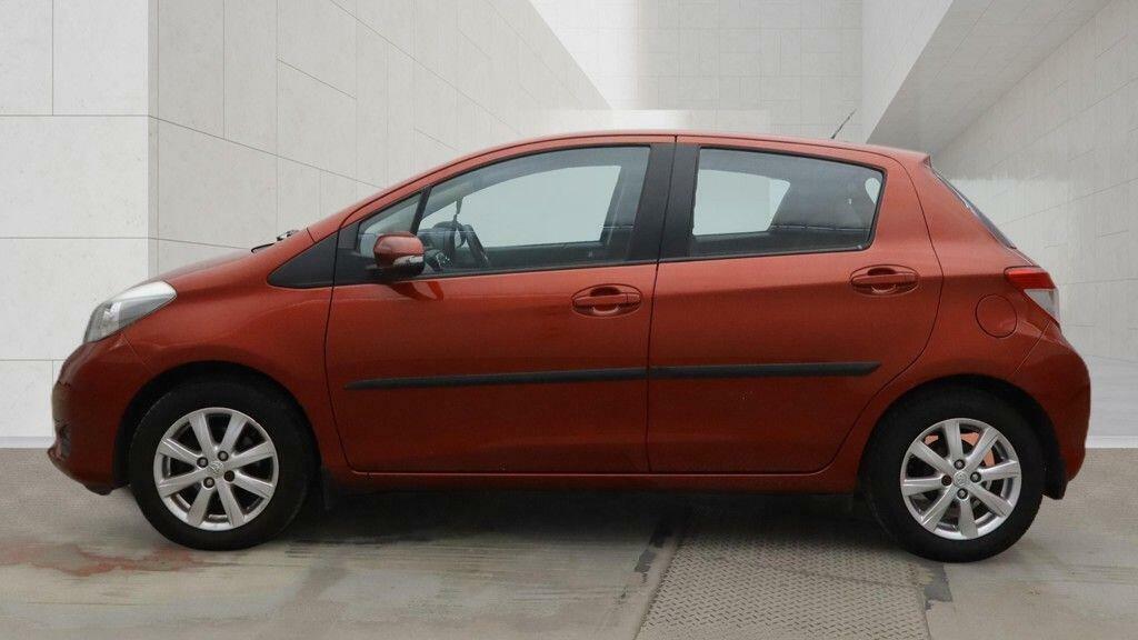 Toyota Yaris 1.33 Dual Vvt-i Tr Euro 5 Red #6