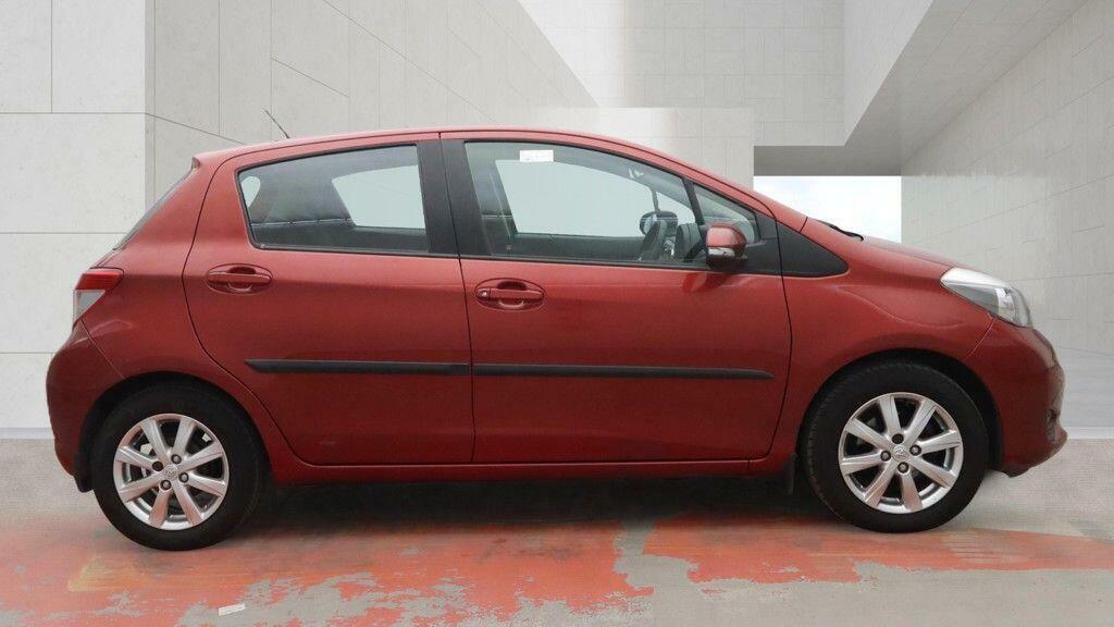 Toyota Yaris Tr Silver #7