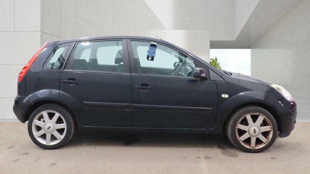 Ford Fiesta 1.25 Zetec Blue Edition Silver #3