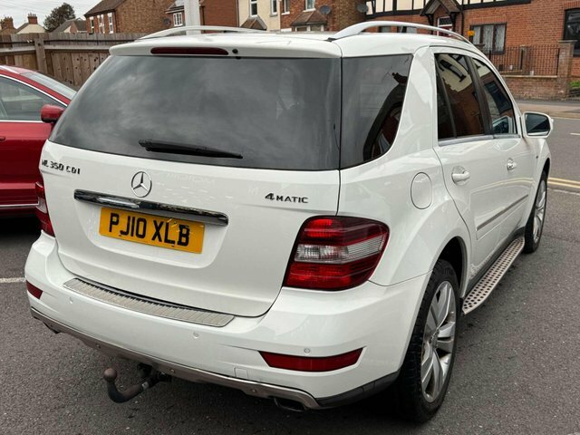 Mercedes-Benz M Class 2010 3.0 Ml350 Cdi V6 Blueefficiency Sport Suv White #2