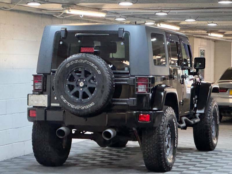 Jeep Wrangler 2.8 Crd Ultimate Soft Top 4X4 Black #4