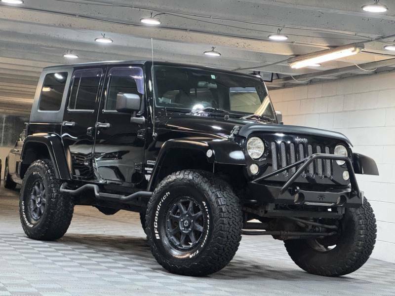 Jeep Wrangler 2.8 Crd Ultimate Soft Top 4X4 Black #6