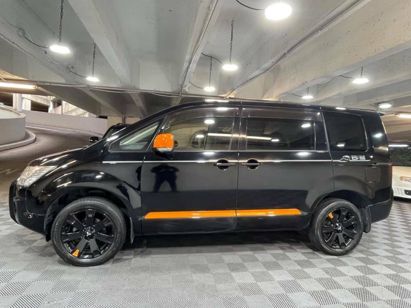 Mitsubishi Delica D5 2.2 Active Gear Mmc S 4Wd Euro 6 Ulez - 2017 1 Black #2