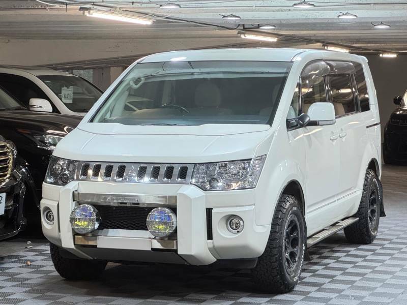 Mitsubishi Delica D5 2.2 G Power Package 8Seat Ulez - 2015 1 White #6