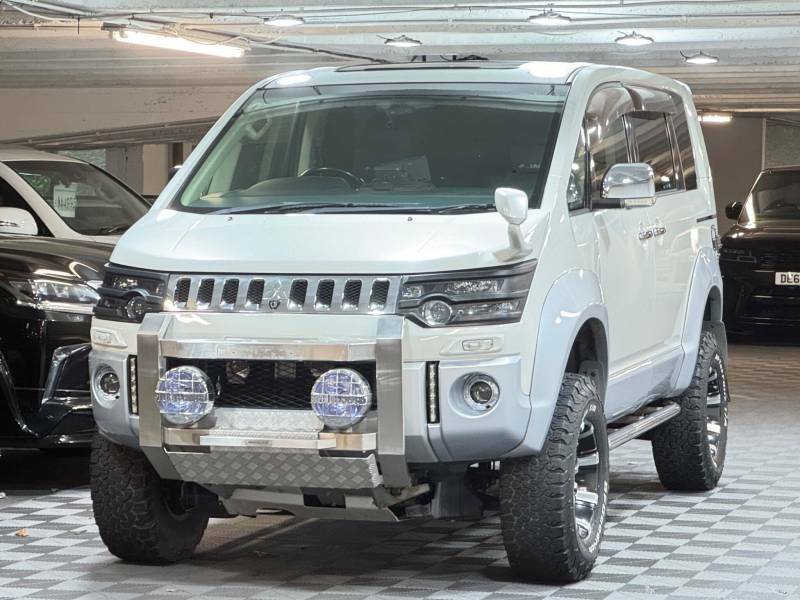 Mitsubishi Delica 2.4 D5 4Wd Chamonix Package 7 Seat Ulez - 2010 10 White #6