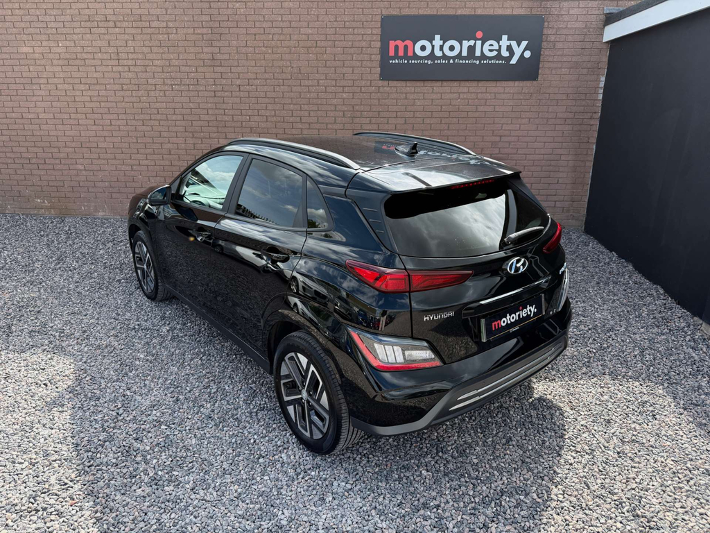 Hyundai Kona Hatchback Red #21