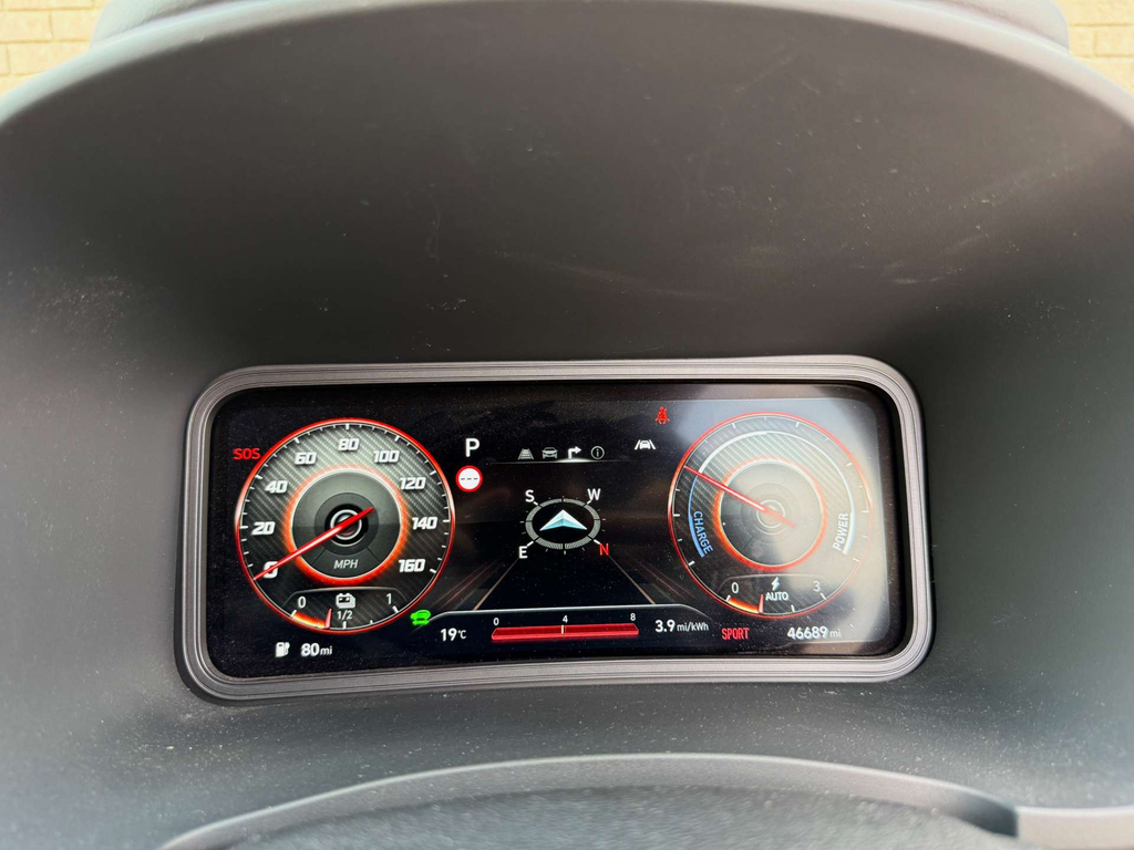 Hyundai Kona Hatchback Red #71