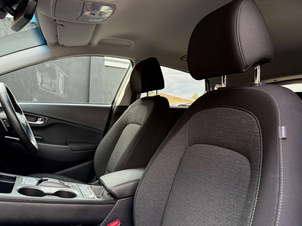 Hyundai Kona Hatchback Red #44