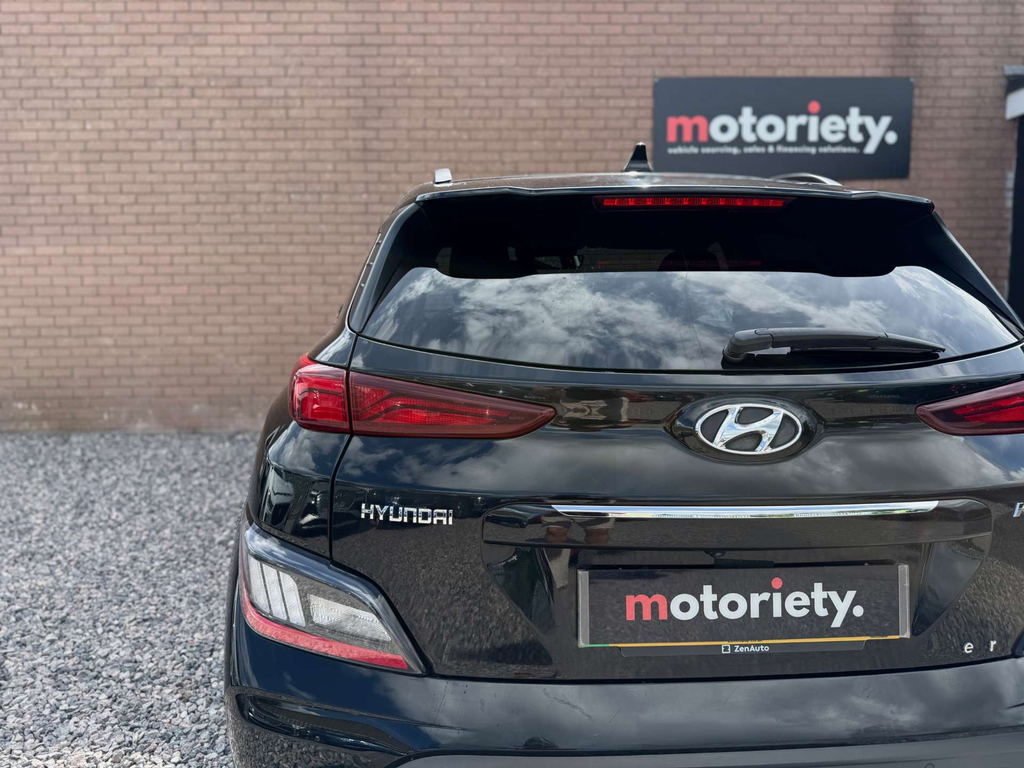 Hyundai Kona Hatchback Red #22
