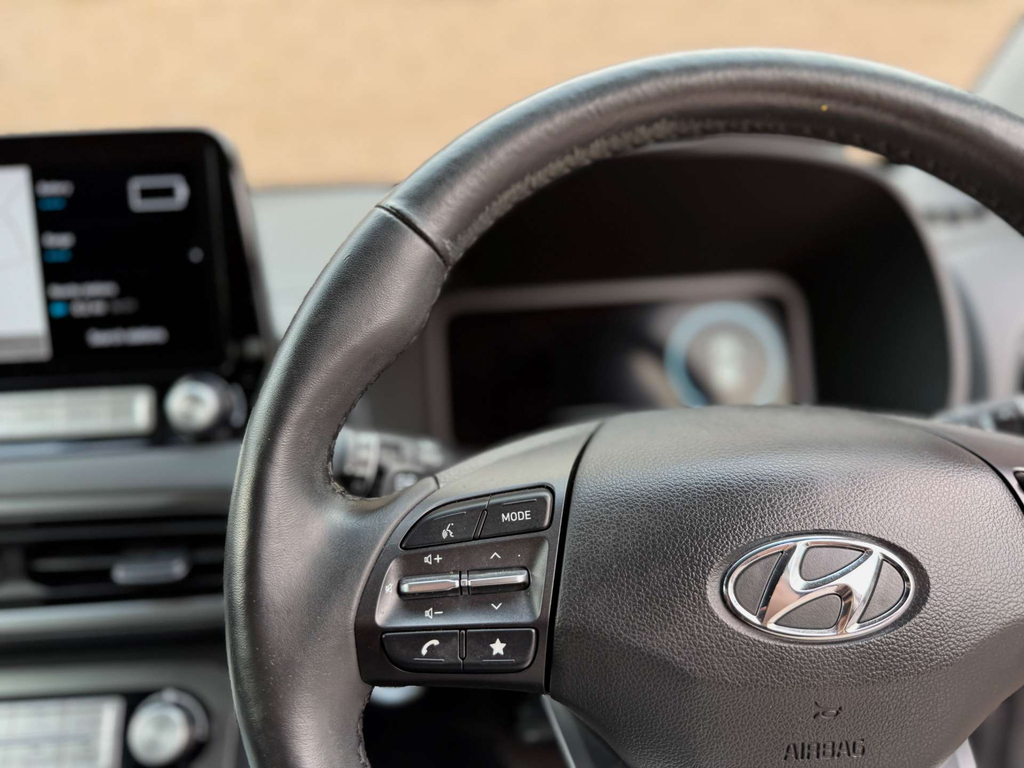 Hyundai Kona Hatchback Red #72