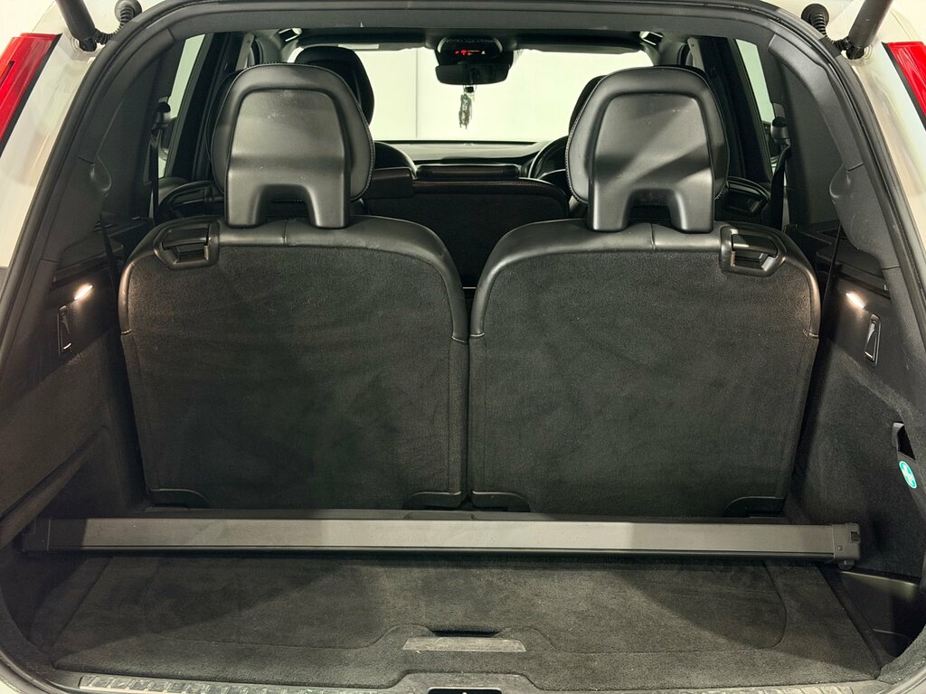 Volvo XC90 2017 2.0 D5 Powerpulse R-design Awd 231 Bhp Black #17
