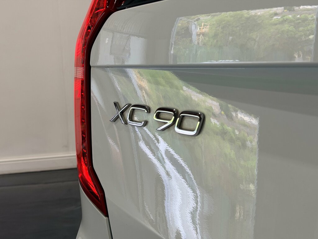 Volvo XC90 2017 2.0 D5 Powerpulse R-design Awd 231 Bhp Black #15
