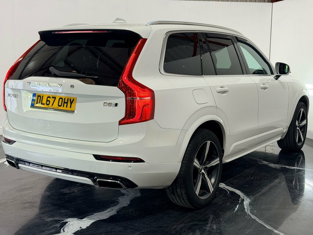 Volvo XC90 2017 2.0 D5 Powerpulse R-design Awd 231 Bhp Black #12