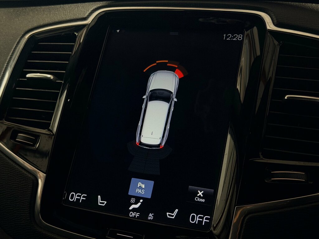 Volvo XC90 2017 2.0 D5 Powerpulse R-design Awd 231 Bhp Black #29