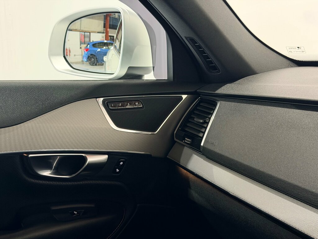 Volvo XC90 2017 2.0 D5 Powerpulse R-design Awd 231 Bhp Black #30