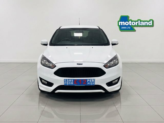Ford Focus Tdci St-line Hatchback White #2