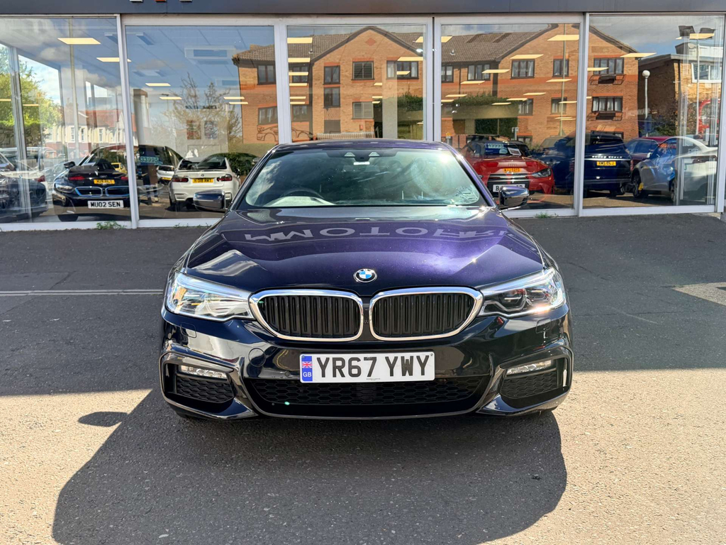 BMW 5 Series 530E M Sport Black #2