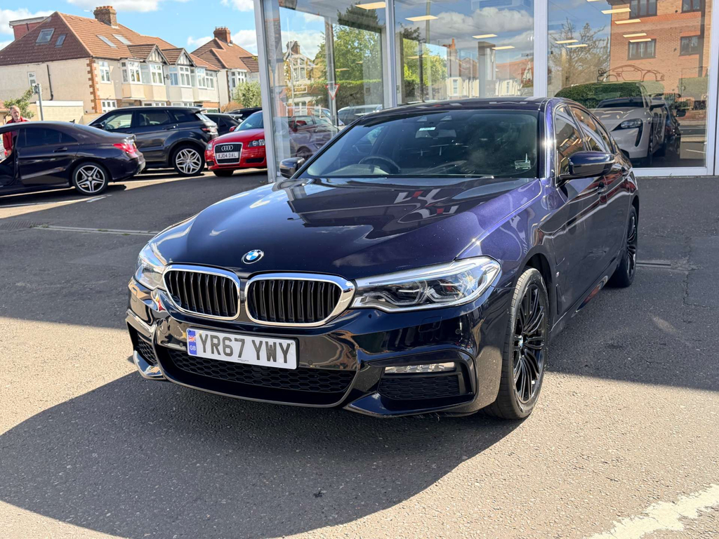 BMW 5 Series 530E M Sport Black #4