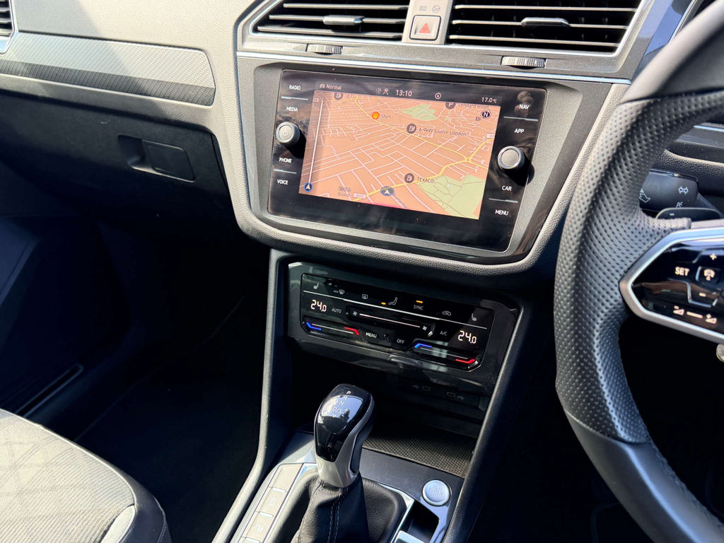 Volkswagen Tiguan 2.0 Tdi Active Grey #27