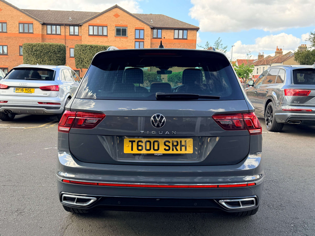 Volkswagen Tiguan 2.0 Tdi Active Grey #7