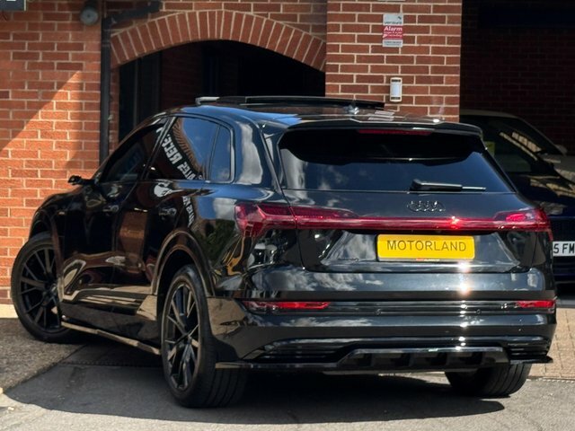 Audi E-tron 2020 55 Launch Edition Quattro 95Kwh Black #2