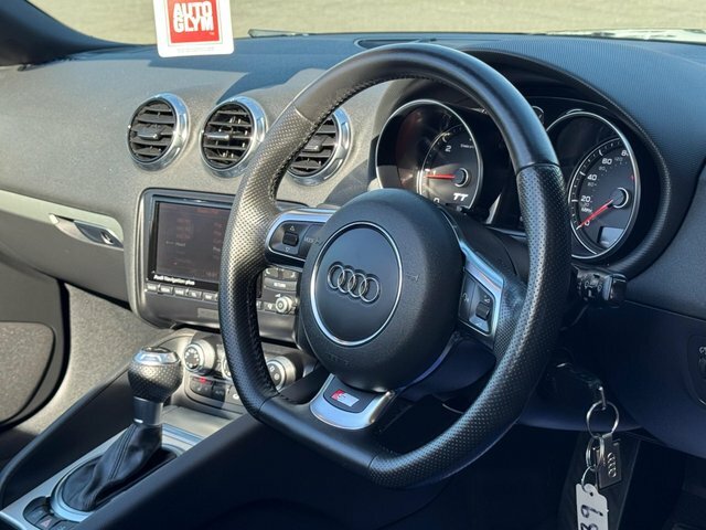 Audi TT 2.0 Tdi Black Edition 2014 White #14