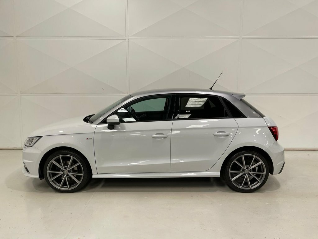 Audi A1 1.4 Tfsi Cod Black Edition Sportback Ma GL17FCY White #6