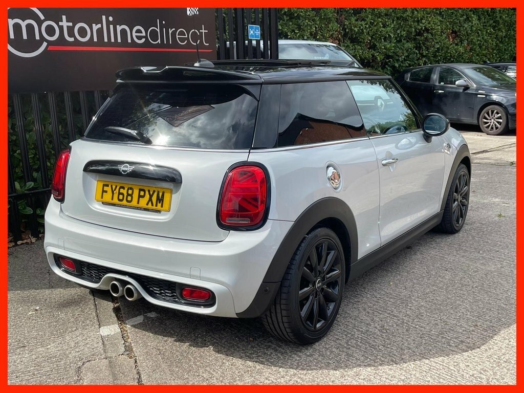 Mini Hatch 2.0 Cooper S Hatchback Steptronic Euro FY68PXM White #3