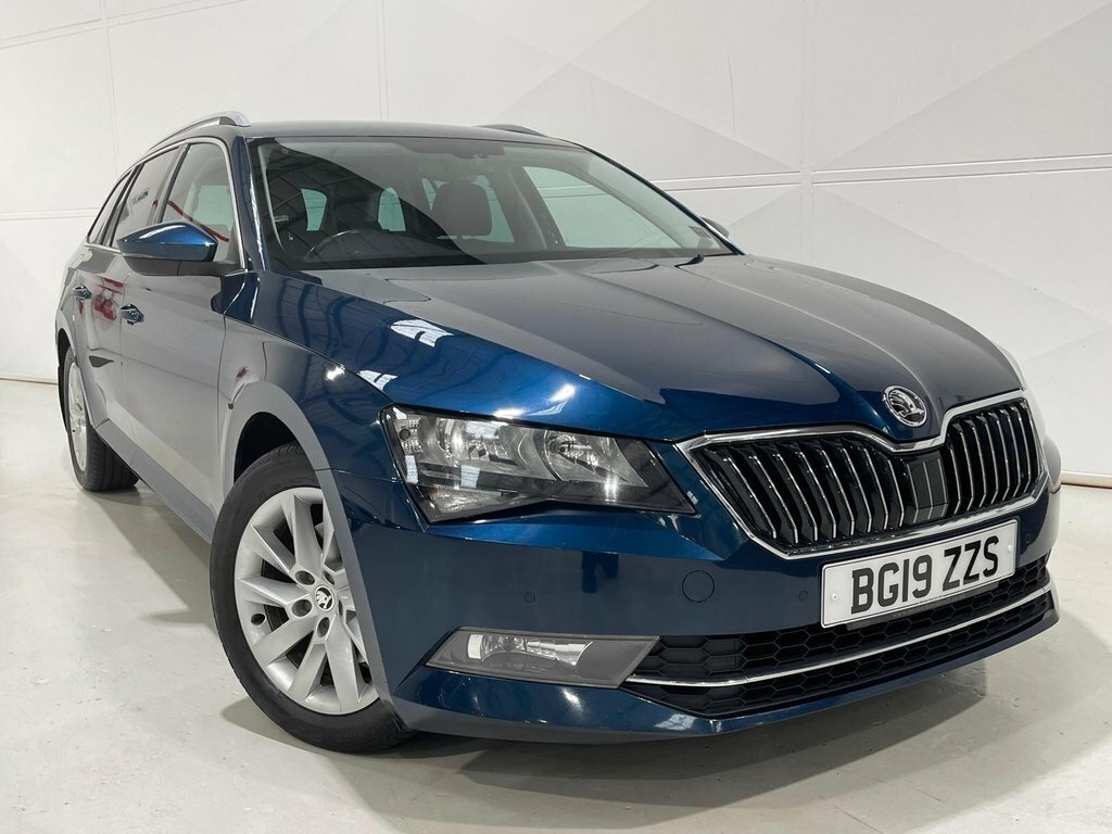 Skoda Superb Grey #9