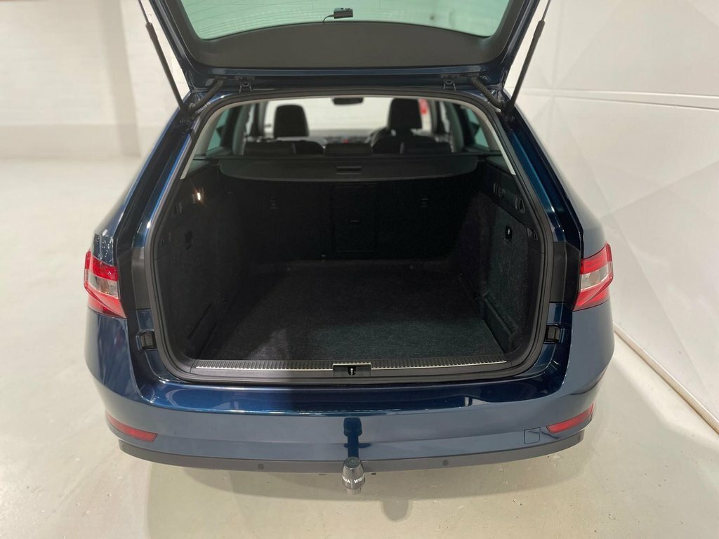 Skoda Superb Grey #47