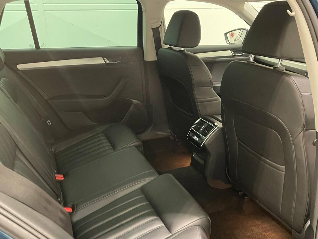 Skoda Superb Grey #80