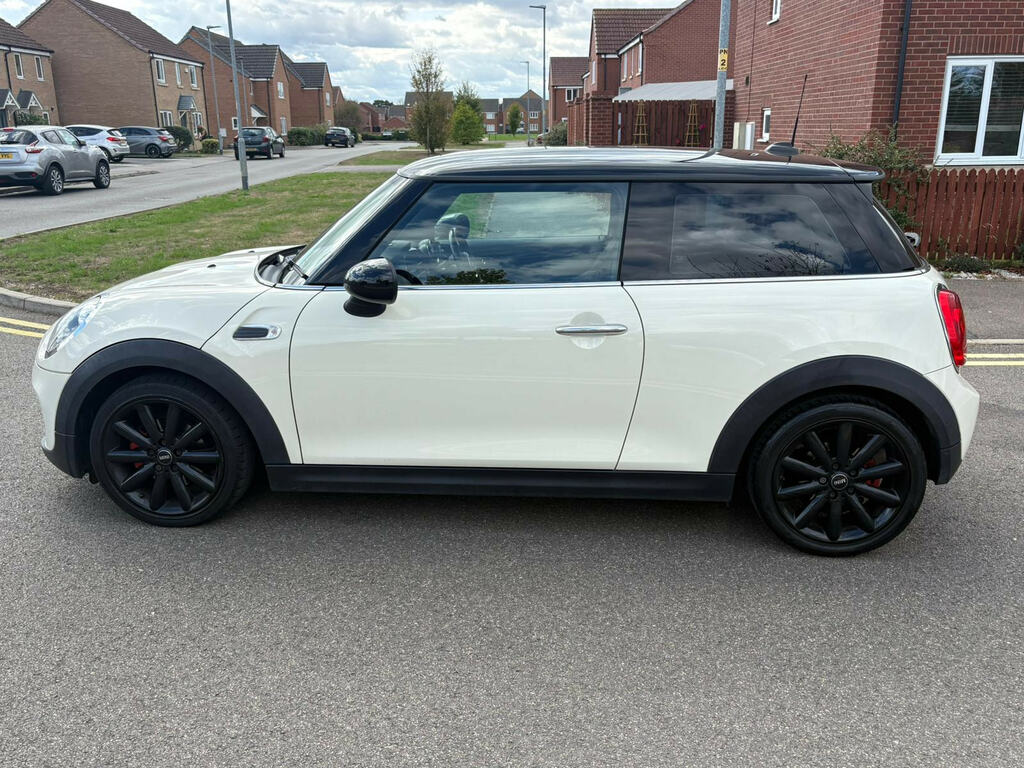 Mini Hatch 1.5 Cooper Hatchback Euro 6 Ss White #3