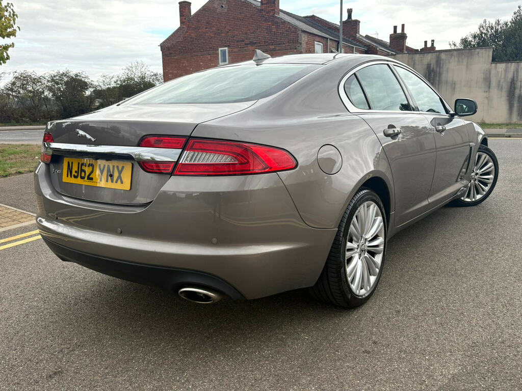 Jaguar XF  White #8