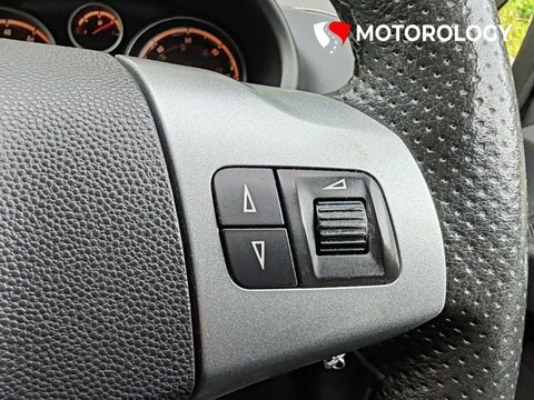 Vauxhall Corsa Hatchback 1.4I 16V Sxi 200959 Black #27