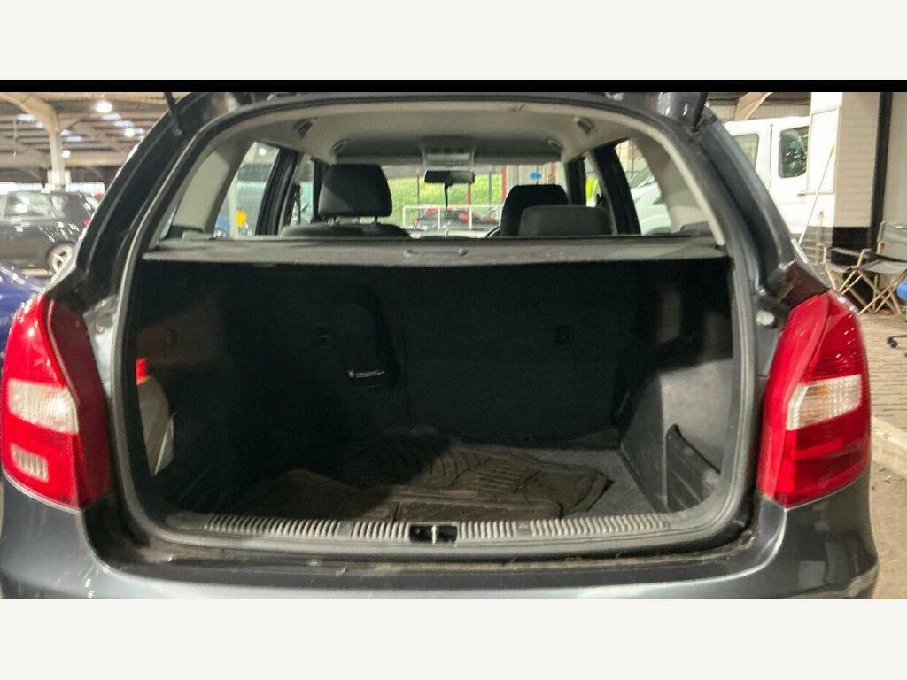 Skoda Fabia 1.6 Tdi Elegance Euro 5 Green #9