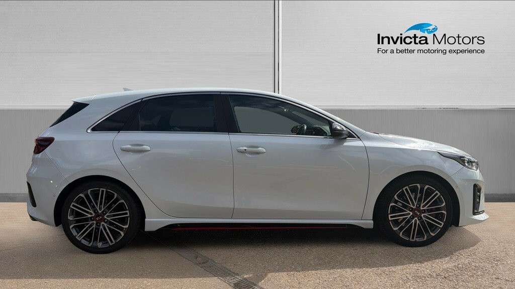 Kia Ceed Gt White #2
