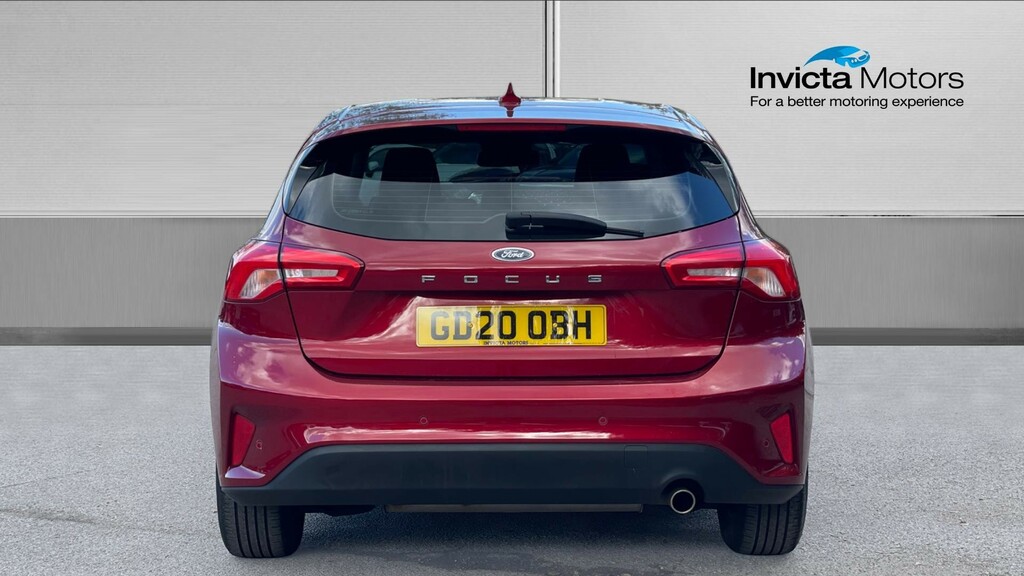 Ford Focus Titanium Red #4