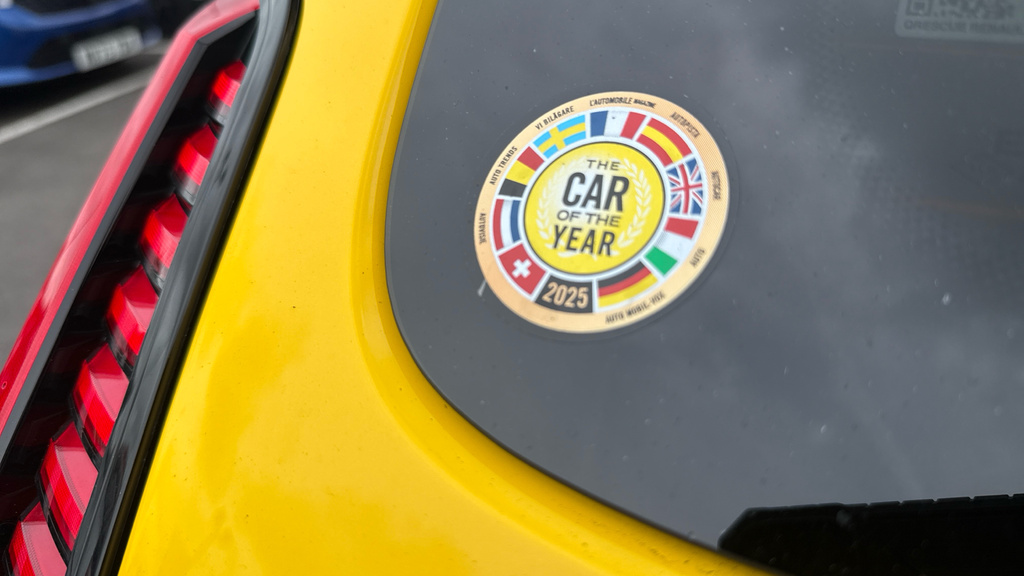 Renault 5 110Kw Techno Comfort Range 52Kwh White #37