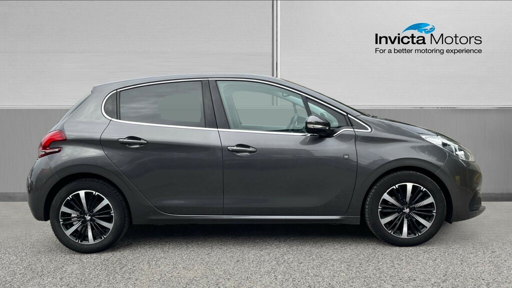 Peugeot 208 Tech Edition GE19DXY Grey #2