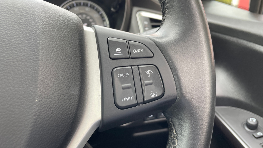 Suzuki S Cross Motion Grey #30