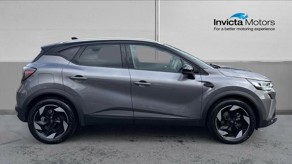 Renault Captur Techno Black #2