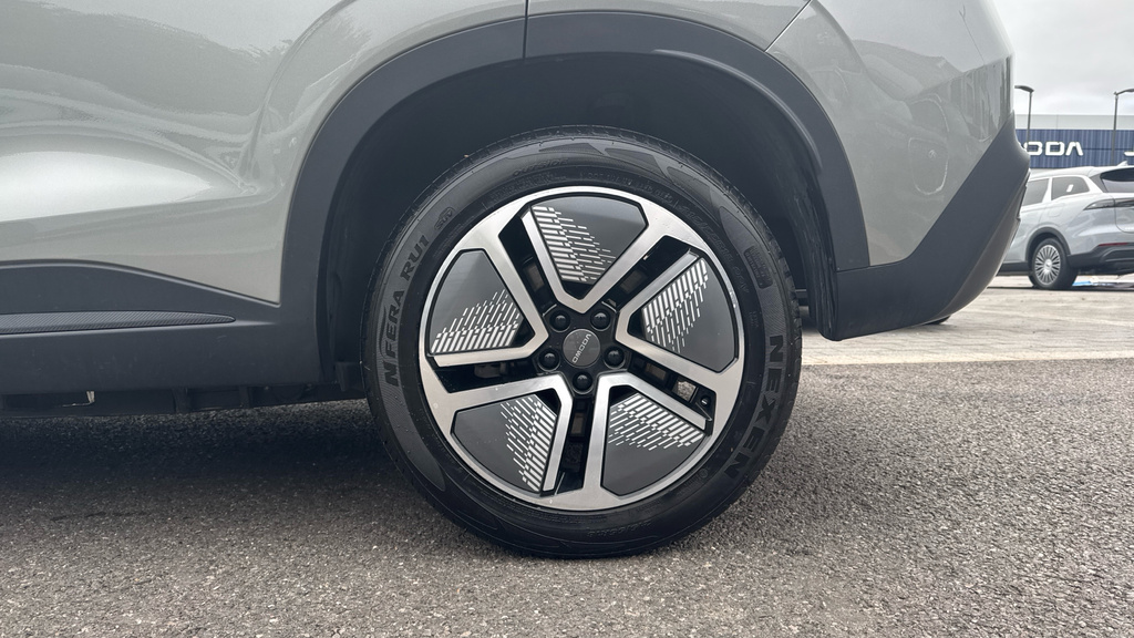 Omoda E5 61.05Kwh Noble  #18