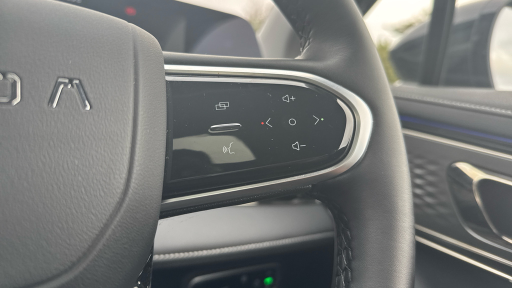Omoda E5 61.05Kwh Noble  #32