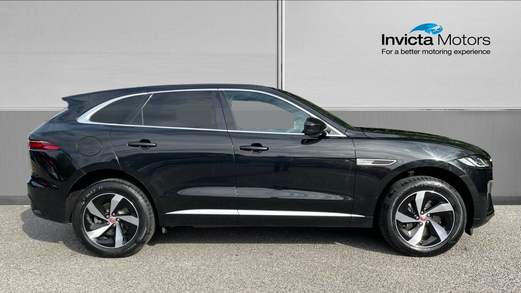 Jaguar F-Pace R-dynamic S Black #2