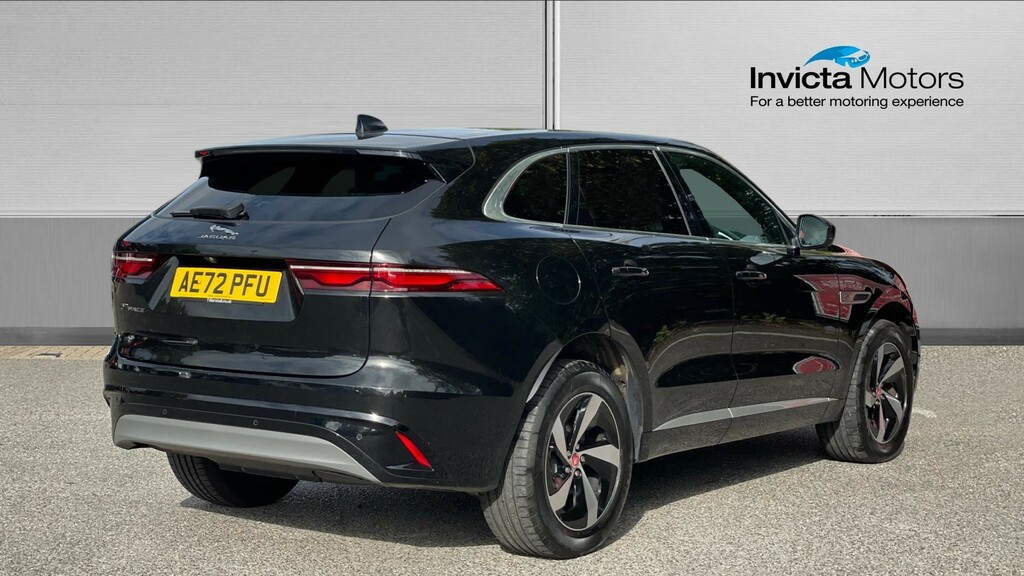 Jaguar F-Pace R-dynamic S Black #3