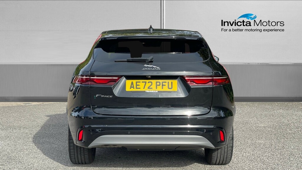 Jaguar F-Pace R-dynamic S Black #4