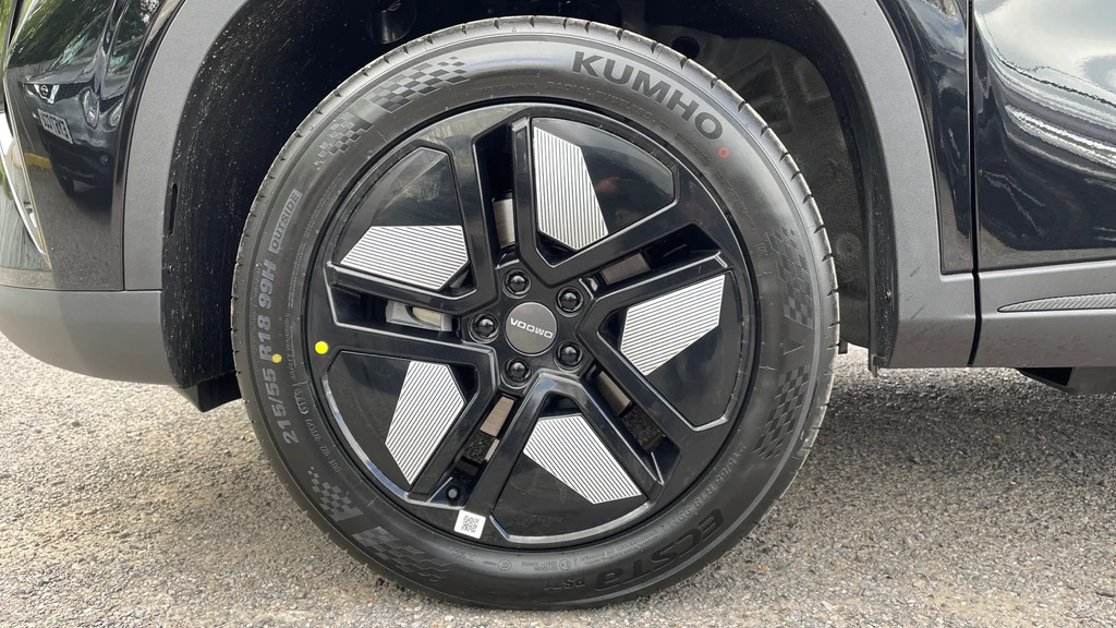 Omoda E5 2025 74 61.05Kwh #14