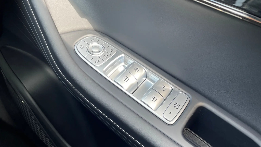 Omoda E5 2025 74 61.05Kwh #22