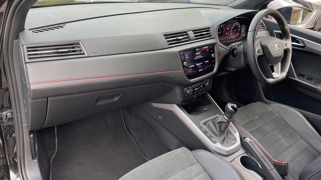 Seat Arona Tsi Se Technology Black #10