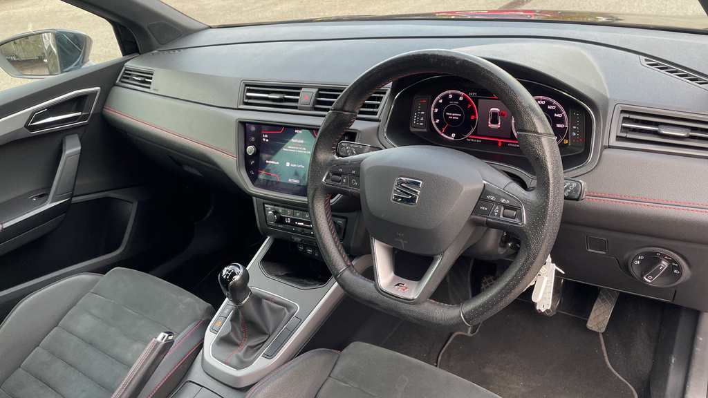 Seat Arona Tsi Se Technology Black #9